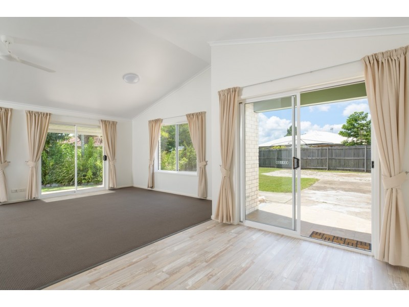 13 Saratoga Court, Tin Can Bay QLD 4580