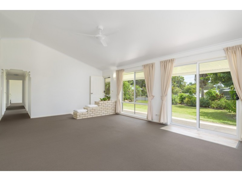 13 Saratoga Court, Tin Can Bay QLD 4580