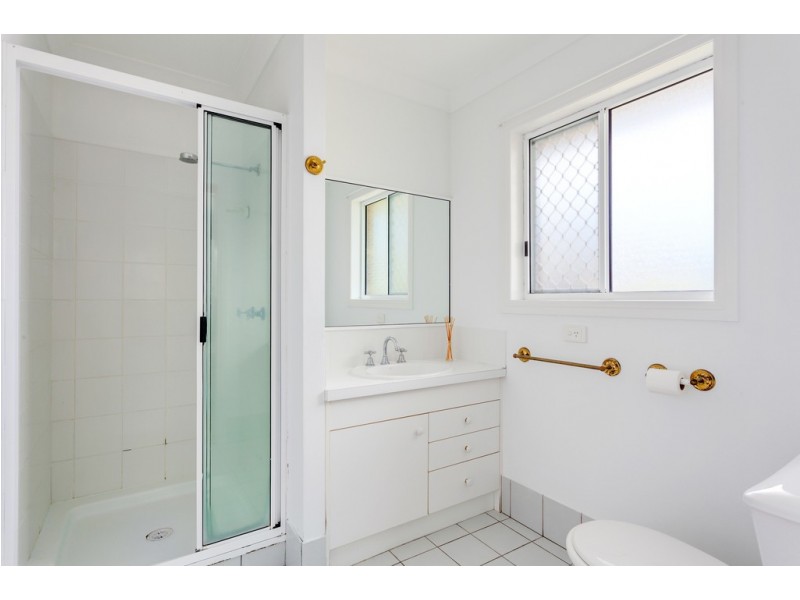 5 Teraglin Court, Tin Can Bay QLD 4580