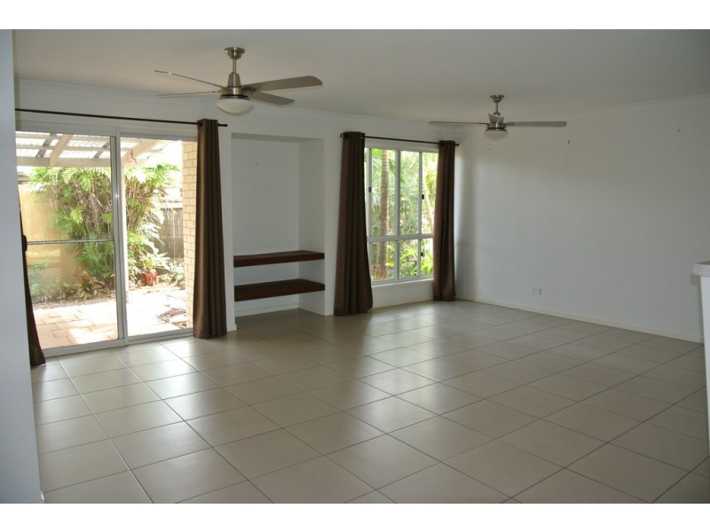 14 Dryandra Court, Tin Can Bay QLD 4580