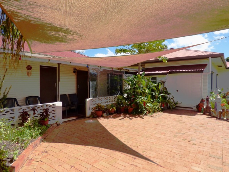 2 Jew Street, Tin Can Bay QLD 4580