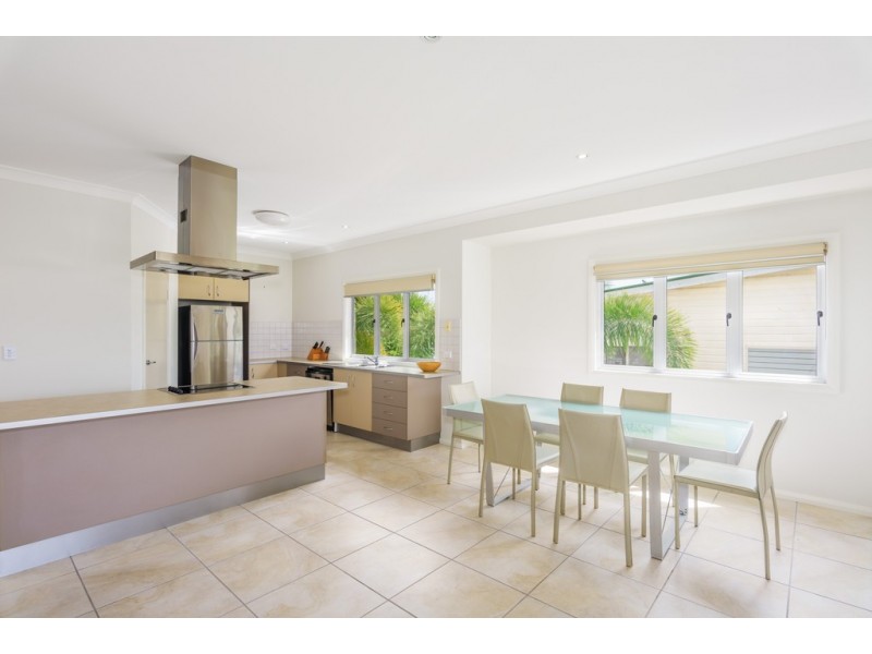 6/29 Esplanade, Tin Can Bay QLD 4580
