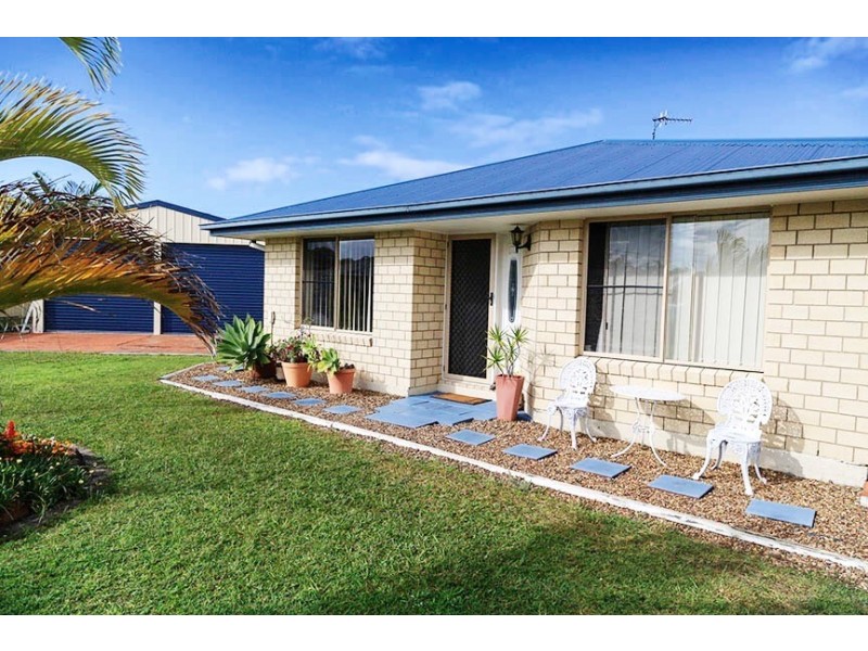 7 Batavia Court, Cooloola Cove QLD 4580