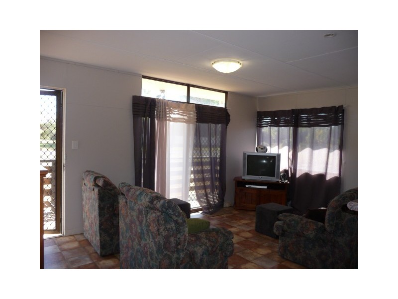 28  Discovery Drive, Cooloola Cove QLD 4580