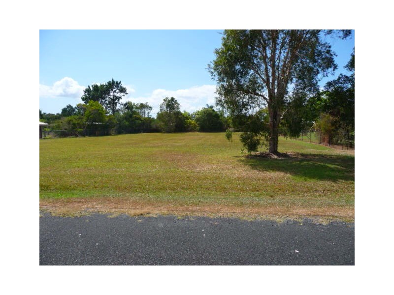 33 Discovery Drive, Cooloola Cove QLD 4580