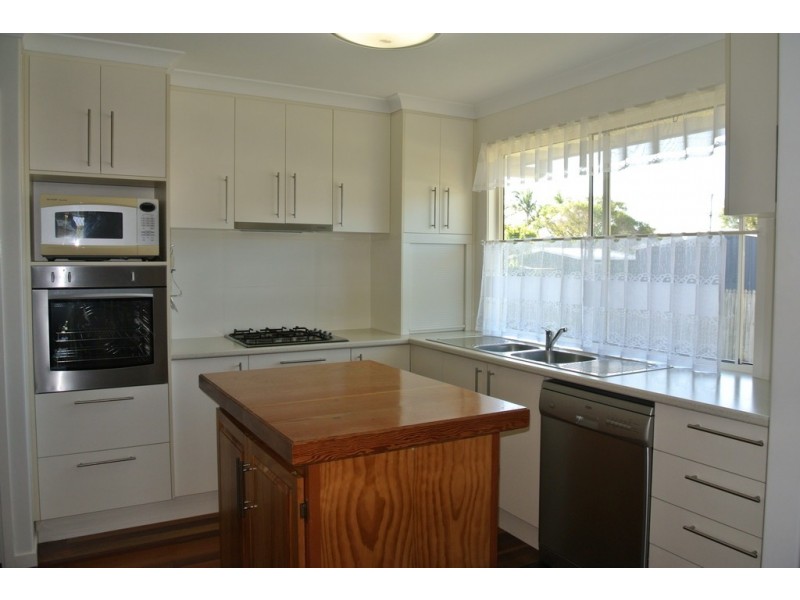 21 Norfolk Court, Cooloola Cove QLD 4580