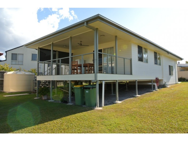 21 Norfolk Court, Cooloola Cove QLD 4580