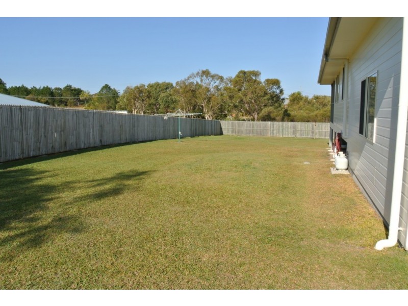 21 Norfolk Court, Cooloola Cove QLD 4580