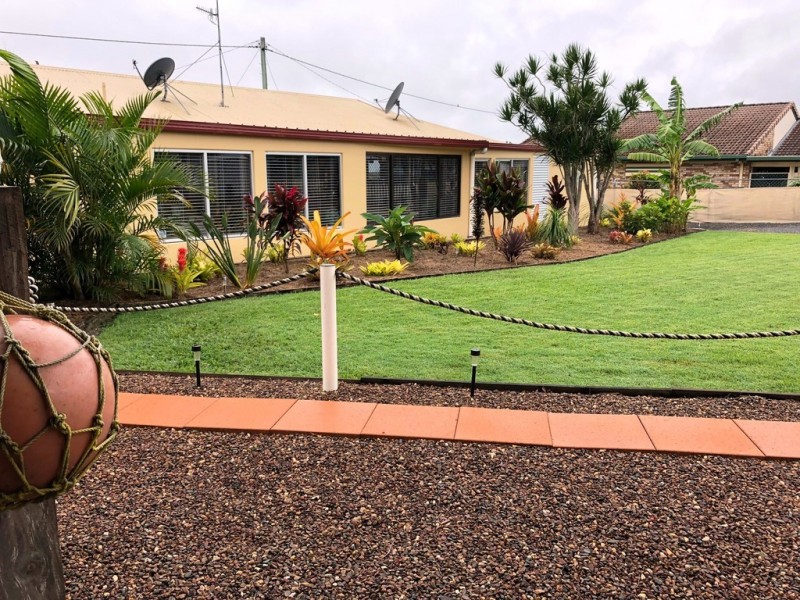 4 DREADNOUGHT AVENUE, Cooloola Cove QLD 4580