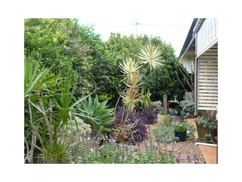 5 Marco Polo Drive, Cooloola Cove QLD 4580