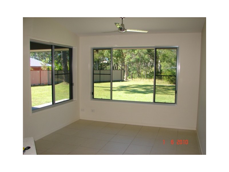 4 Hawk Court, Cooloola Cove QLD 4580