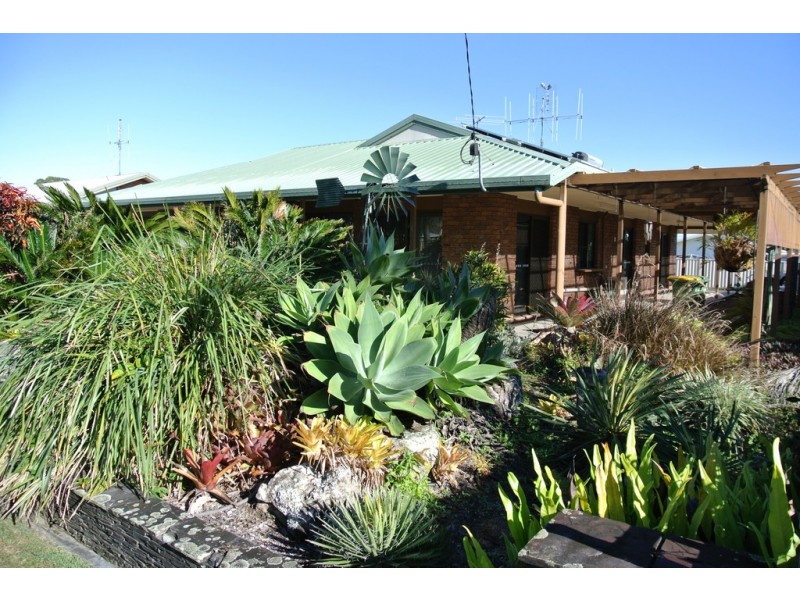94 Gympie Road, Tin Can Bay QLD 4580