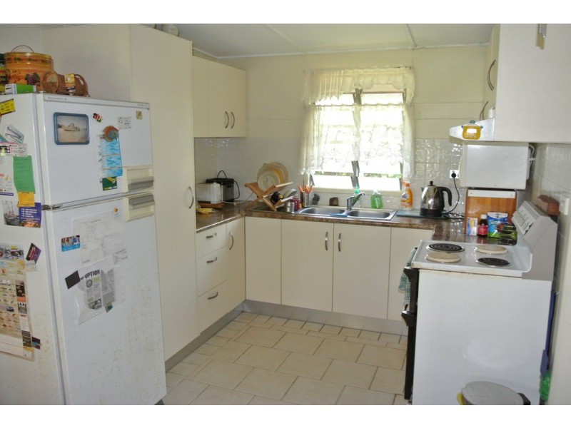 26 Tailor Street, Tin Can Bay QLD 4580