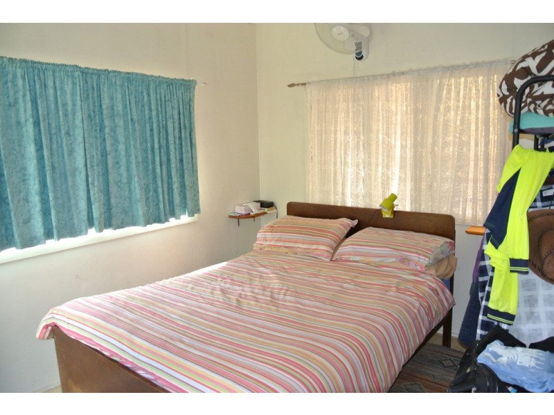 26 Tailor Street, Tin Can Bay QLD 4580