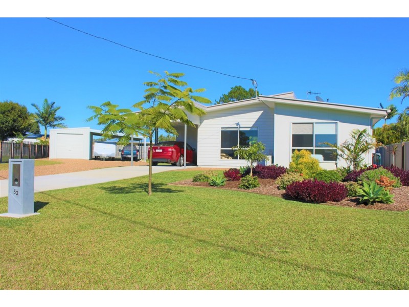 52 MARIPOSA PLACE, Cooloola Cove QLD 4580