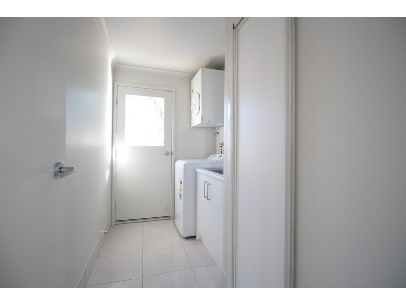 52 MARIPOSA PLACE, Cooloola Cove QLD 4580