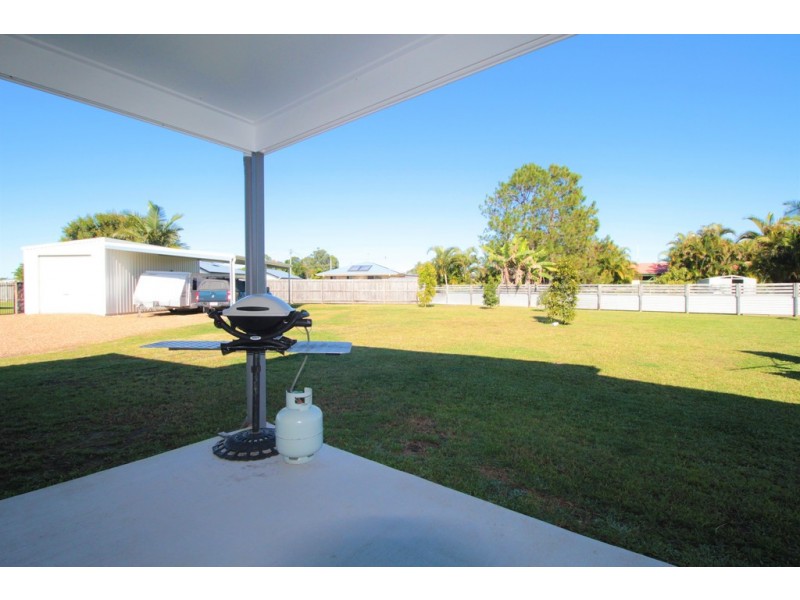 52 MARIPOSA PLACE, Cooloola Cove QLD 4580