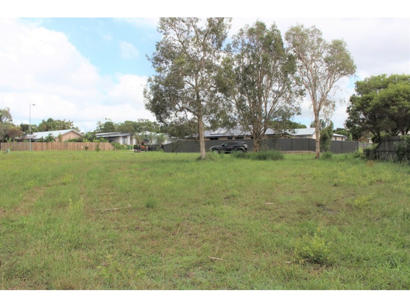 27 Dart Street, Tin Can Bay QLD 4580