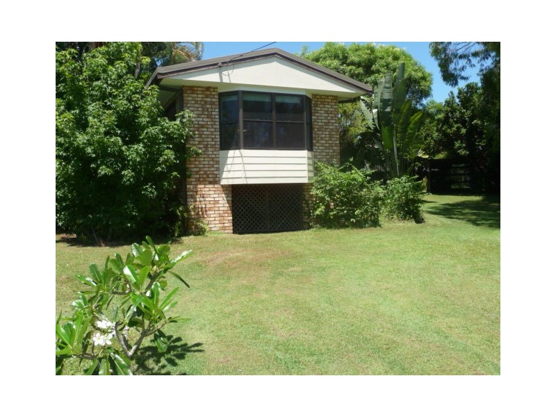 20 Oyster Parade, Tin Can Bay QLD 4580