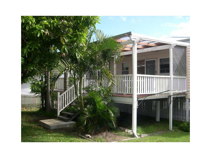 7 Oyster Parade, Tin Can Bay QLD 4580