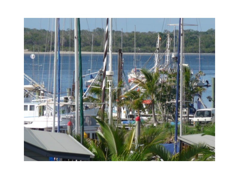 7 Oyster Parade, Tin Can Bay QLD 4580