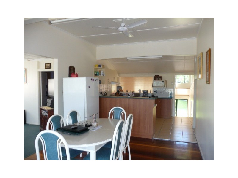 8 Oyster Parade, Tin Can Bay QLD 4580