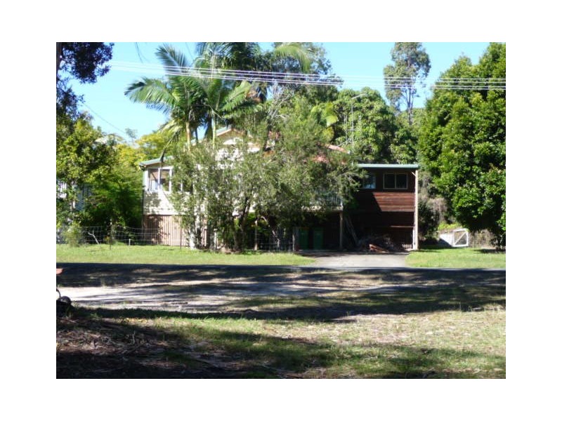 13 Oyster Parade, Tin Can Bay QLD 4580
