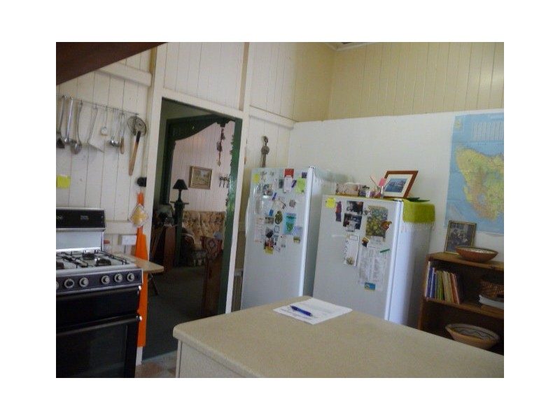 13 Oyster Parade, Tin Can Bay QLD 4580