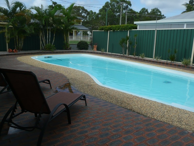 1 Parrot Street, Tin Can Bay QLD 4580