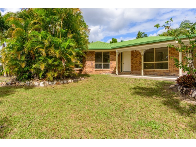 4 PINTA COURT, Cooloola Cove QLD 4580