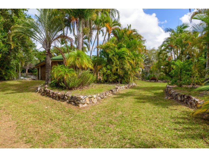 4 PINTA COURT, Cooloola Cove QLD 4580