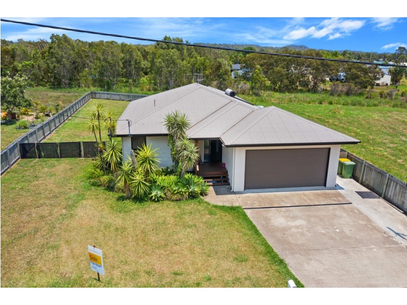 27 Mariposa Place, Cooloola Cove QLD 4580