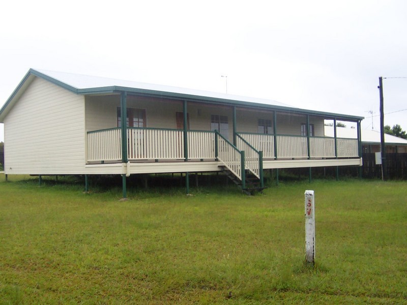 126 GOLDEN HIND AVENUE, Cooloola Cove QLD 4580