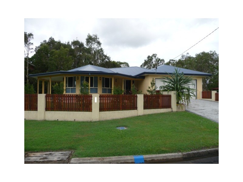 111 Emperor Street, Tin Can Bay QLD 4580