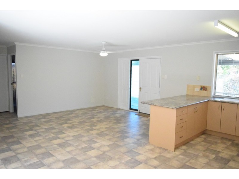 122 Emperor Street, Tin Can Bay QLD 4580