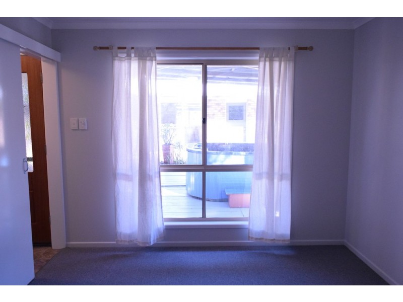 122 Emperor Street, Tin Can Bay QLD 4580