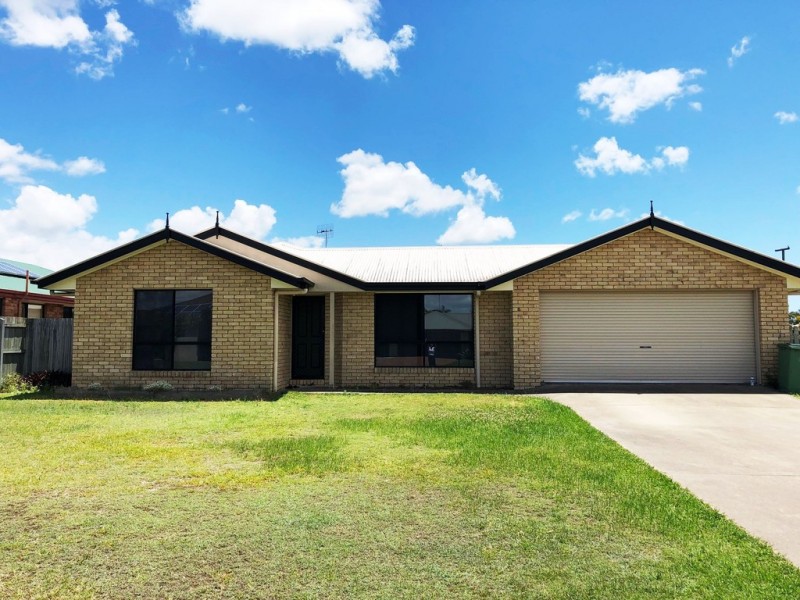 19 BANKSIA AVENUE, Tin Can Bay QLD 4580