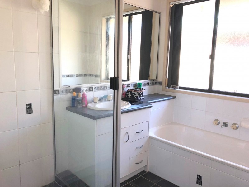 19 BANKSIA AVENUE, Tin Can Bay QLD 4580