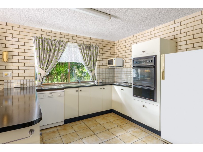 2/84 TOOLARA ROAD, Tin Can Bay QLD 4580