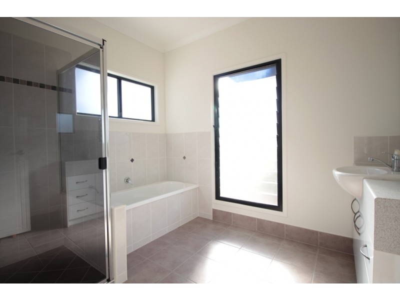47 SUMMER WAY, Tin Can Bay QLD 4580