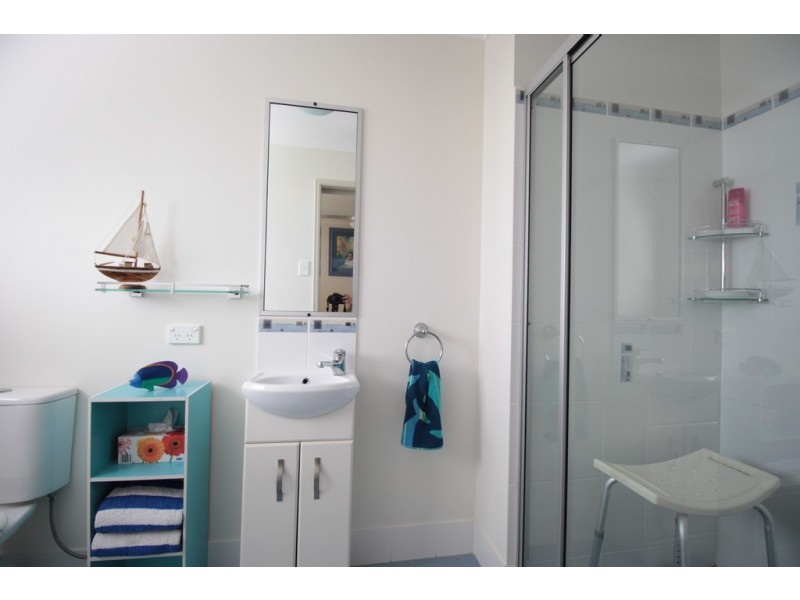 35 DRUMMER STREET, Tin Can Bay QLD 4580