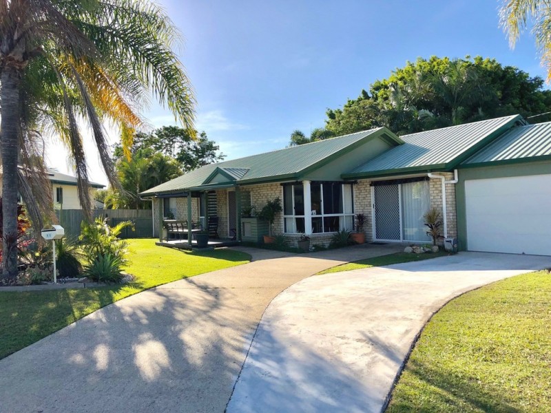 11 AQUITANIA COURT, Cooloola Cove QLD 4580