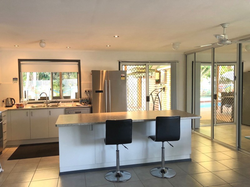 11 AQUITANIA COURT, Cooloola Cove QLD 4580