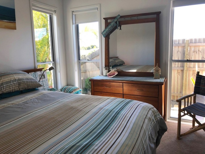 18 LOMANDRA AVENUE, Cooloola Cove QLD 4580