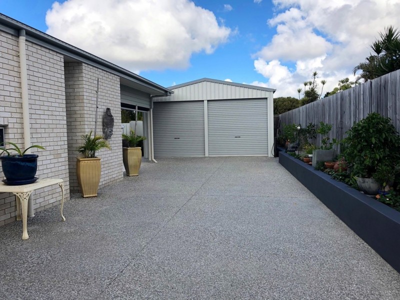 18 LOMANDRA AVENUE, Cooloola Cove QLD 4580