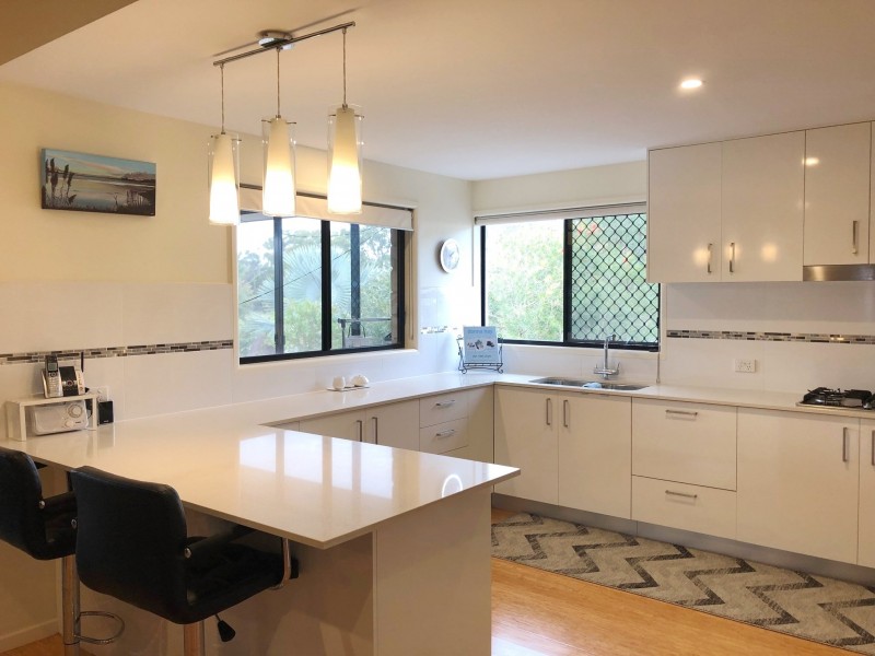 18 ENVIRONS AVENUE, Cooloola Cove QLD 4580