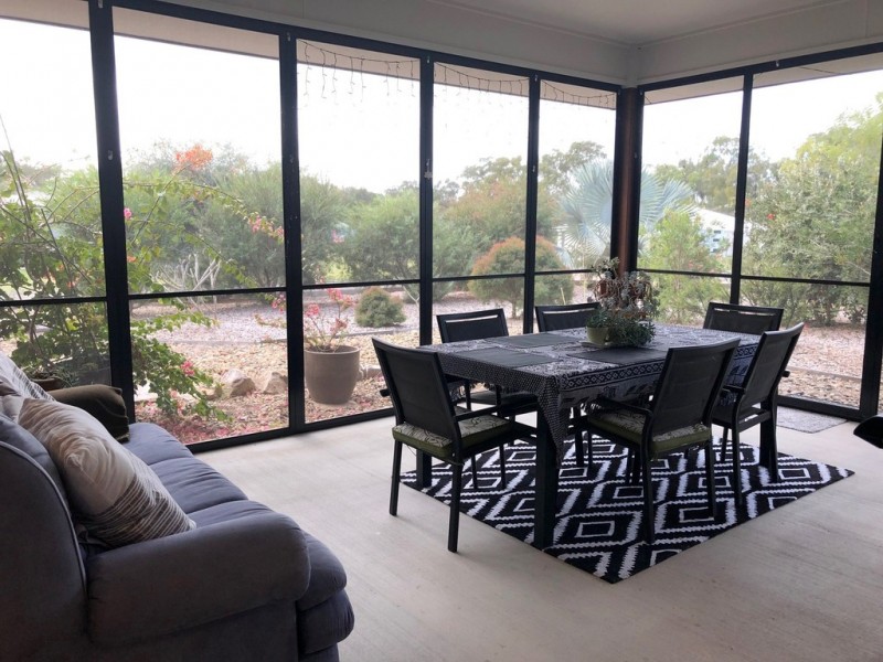 18 ENVIRONS AVENUE, Cooloola Cove QLD 4580