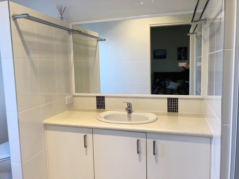 18 ENVIRONS AVENUE, Cooloola Cove QLD 4580