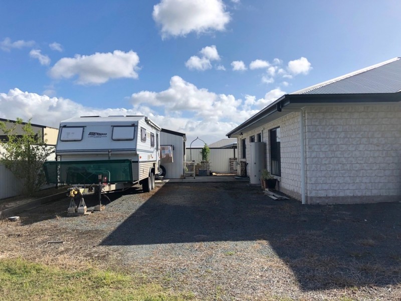 18 ENVIRONS AVENUE, Cooloola Cove QLD 4580