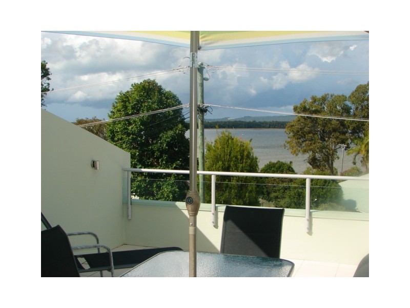 Unit 2, 6 Gympie Rd, Tin Can Bay QLD 4580
